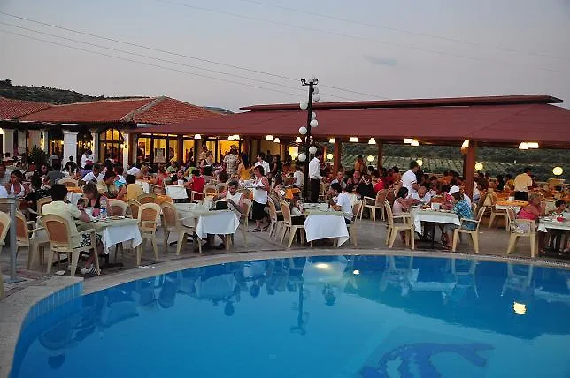 מלון קוסדסי Holiday & Leisure Club